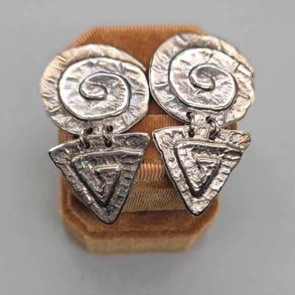 UNBRANDED Geometric Metal Earrings - Picture 2 of 7